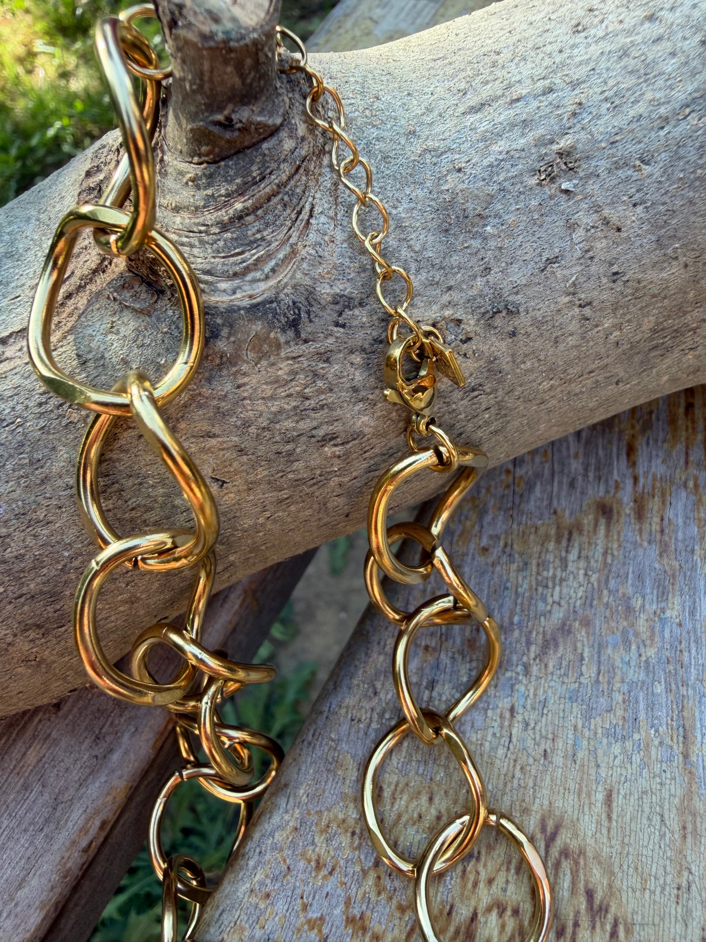 Collier Joanne