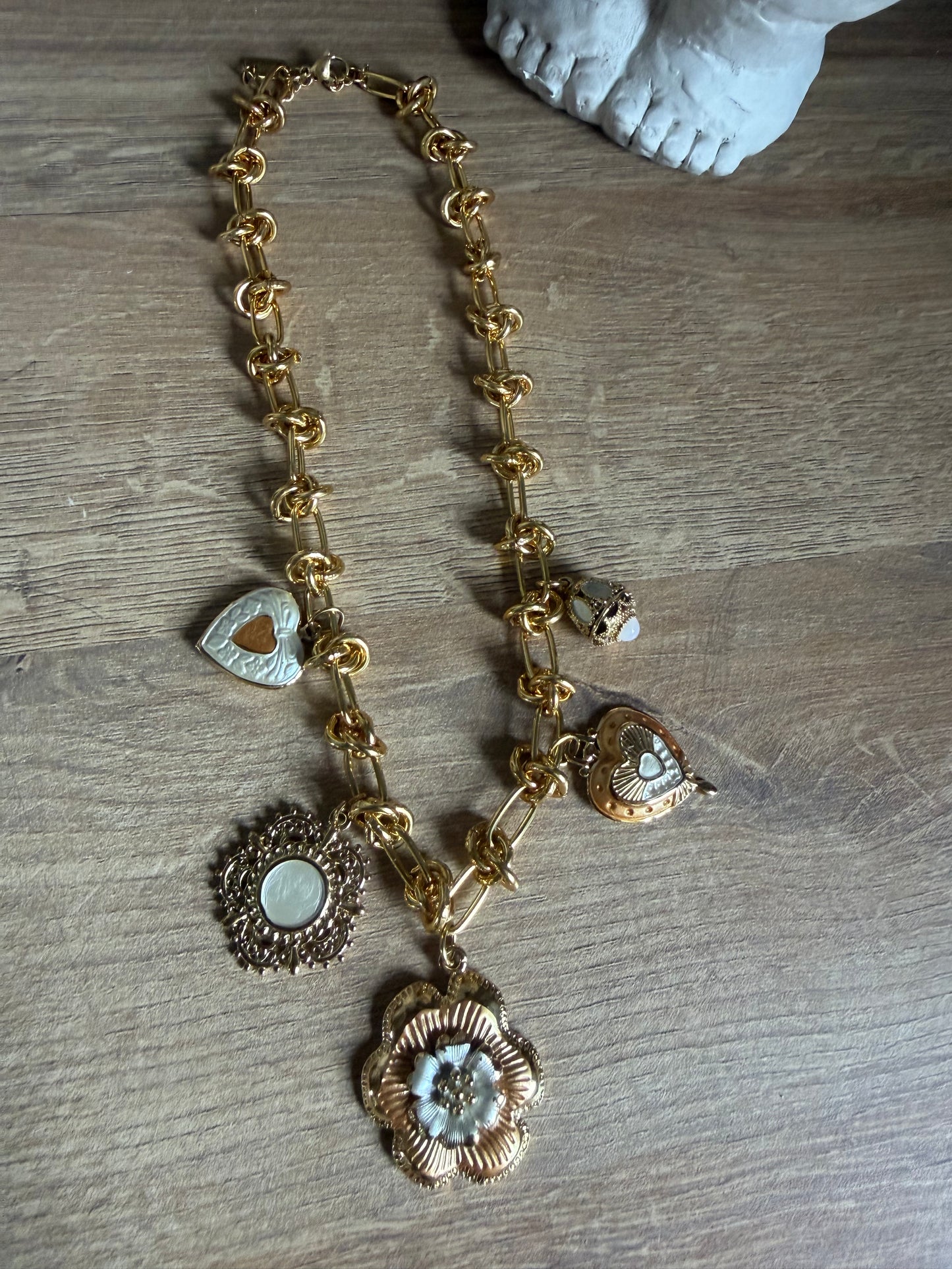 Collier Fleur doré