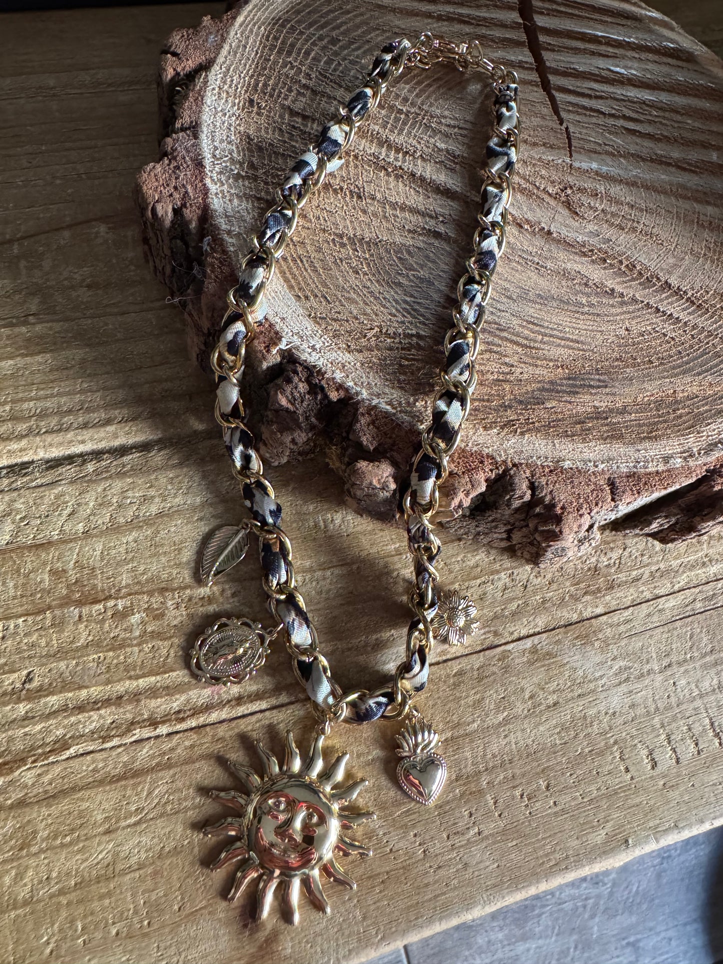 Collier Soleil Tissus Léopard