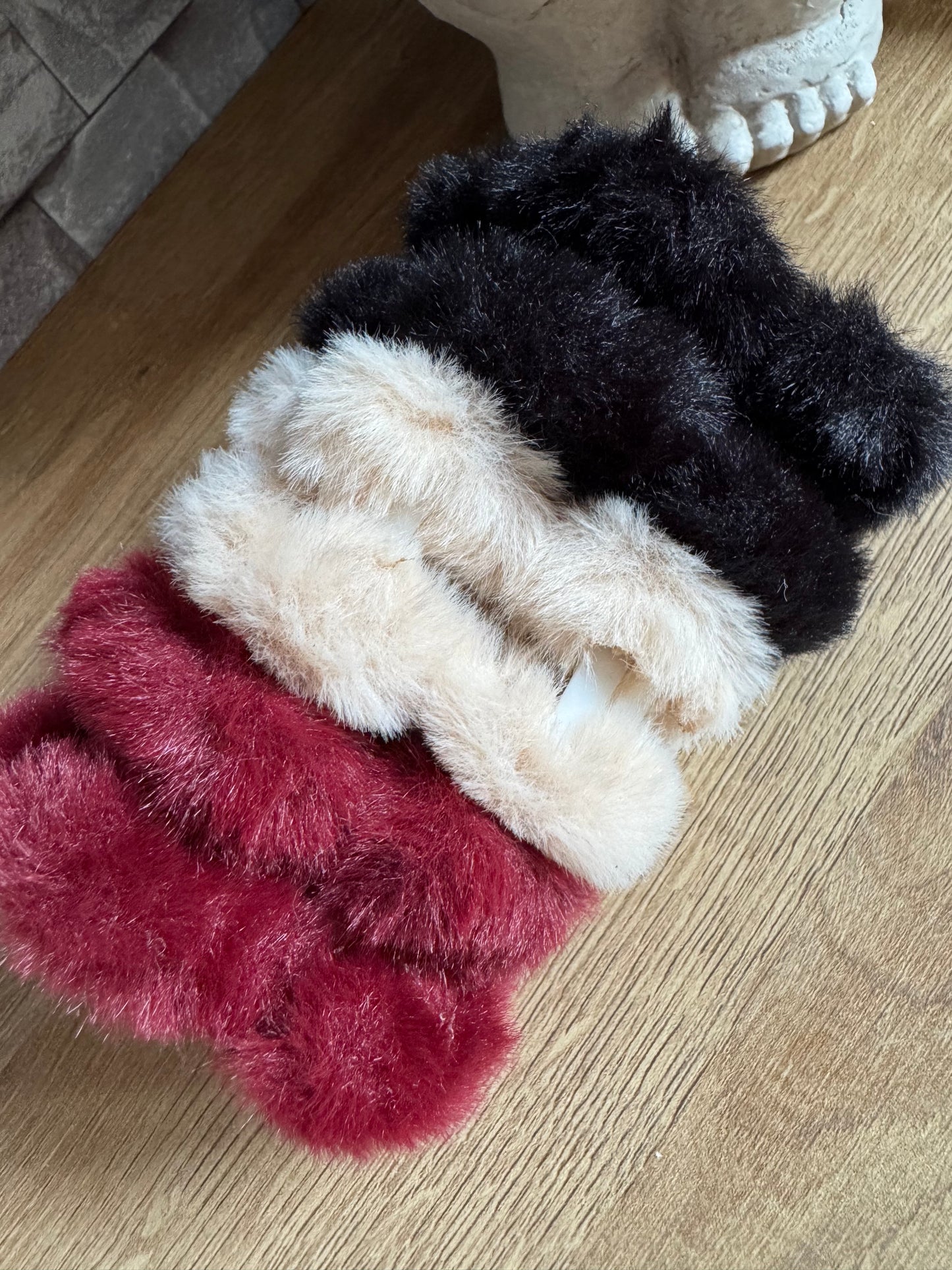 Pince Fourrure Bordeaux