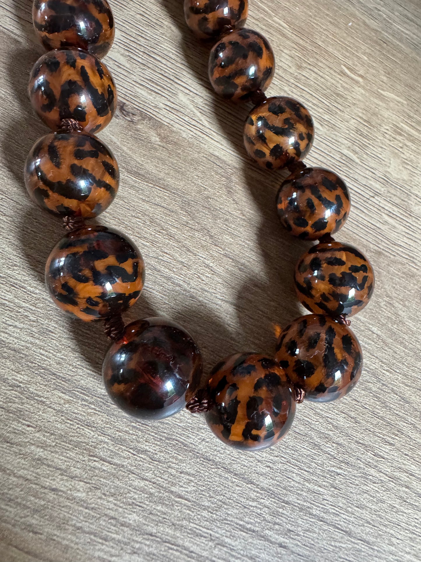 Collier Billes Léopard