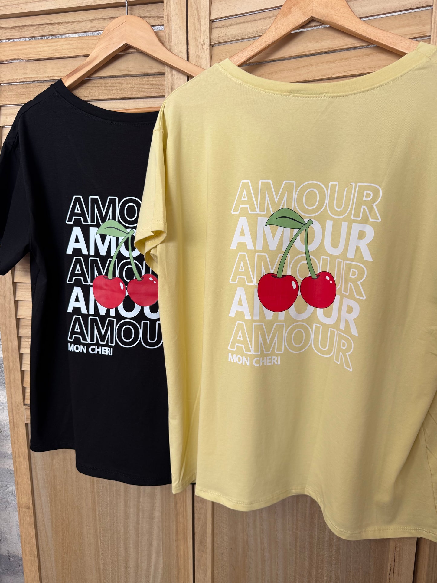 Tee-Shirt Cerise Pulpeuse