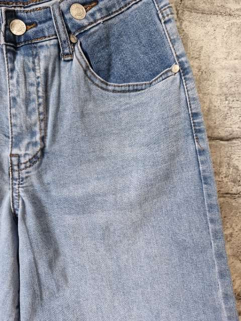 Short Boutons Taille