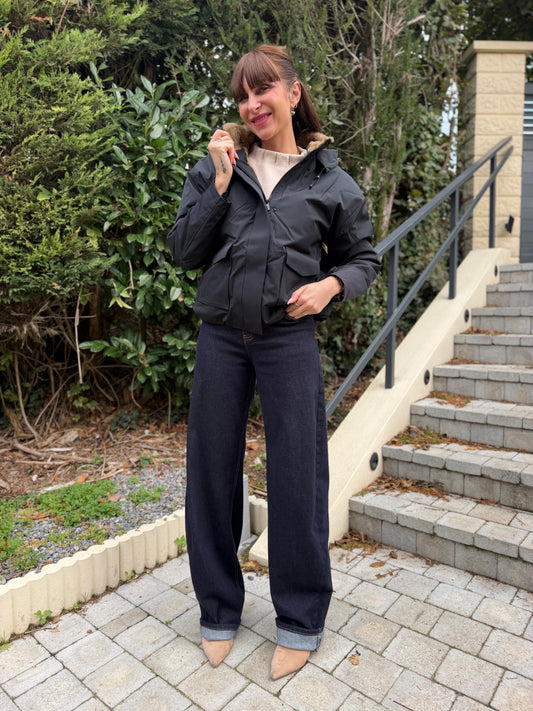 Manteau Court Capuche Noir