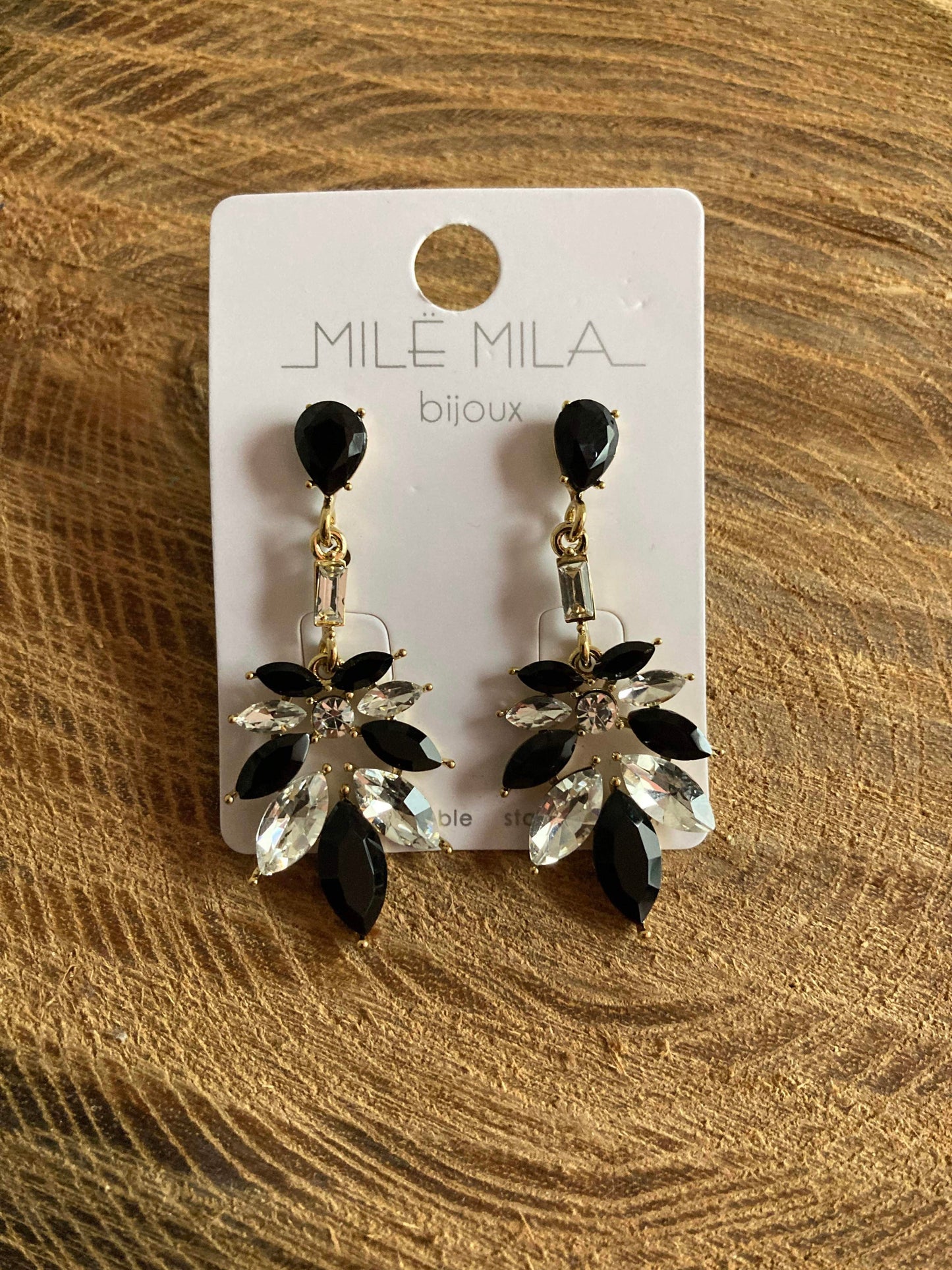 Boucle d’oreille Feuille Noir Et Diam’s