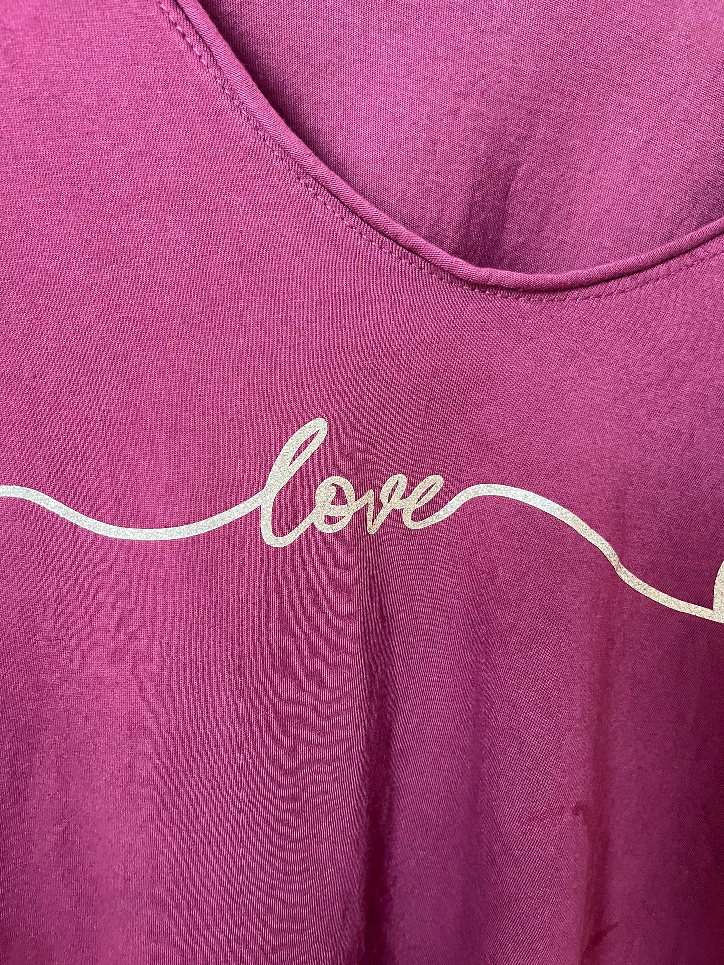 Tee-Shirt Love Bordeaux Pulpeuse