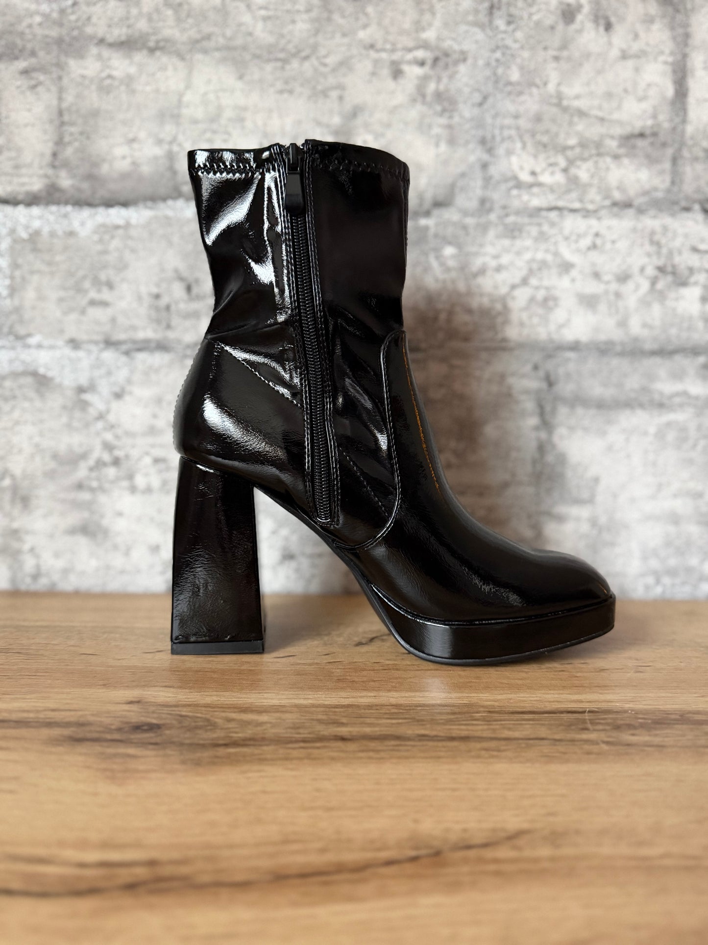 Boots Théodora (pointure 36)