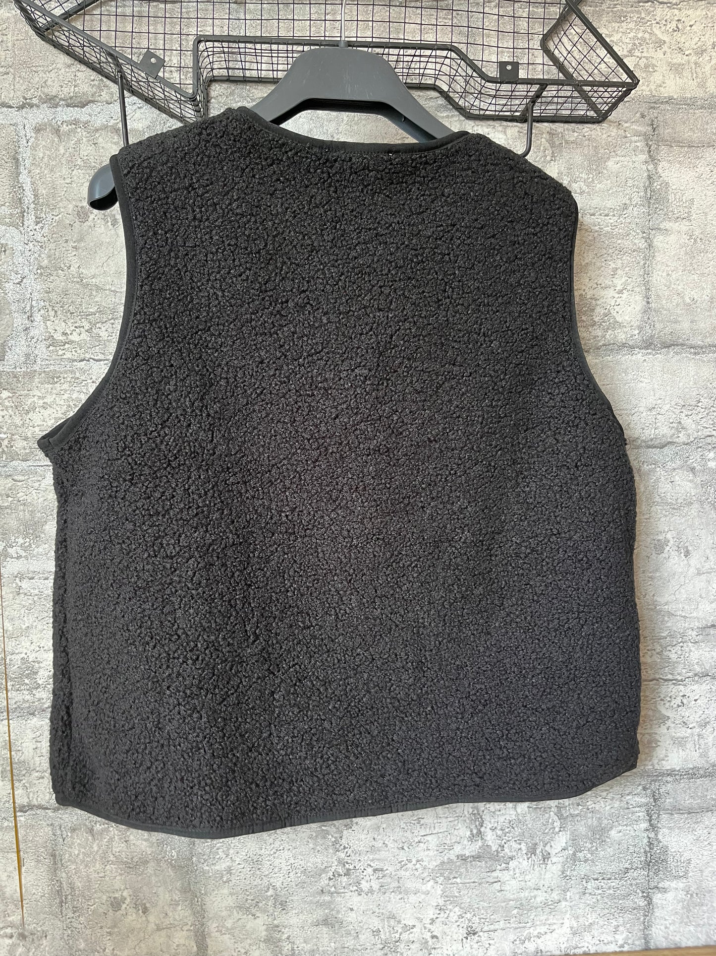 Boléro Noir Pulpeuse