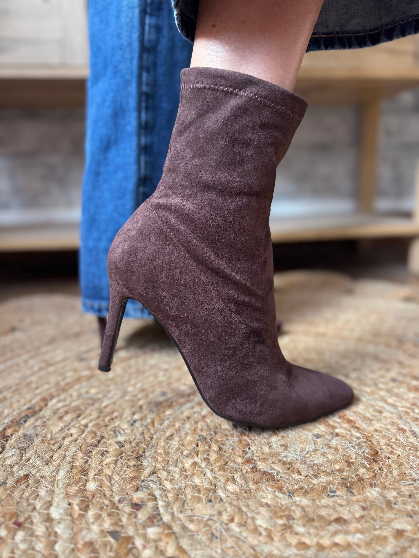 Boots Choky