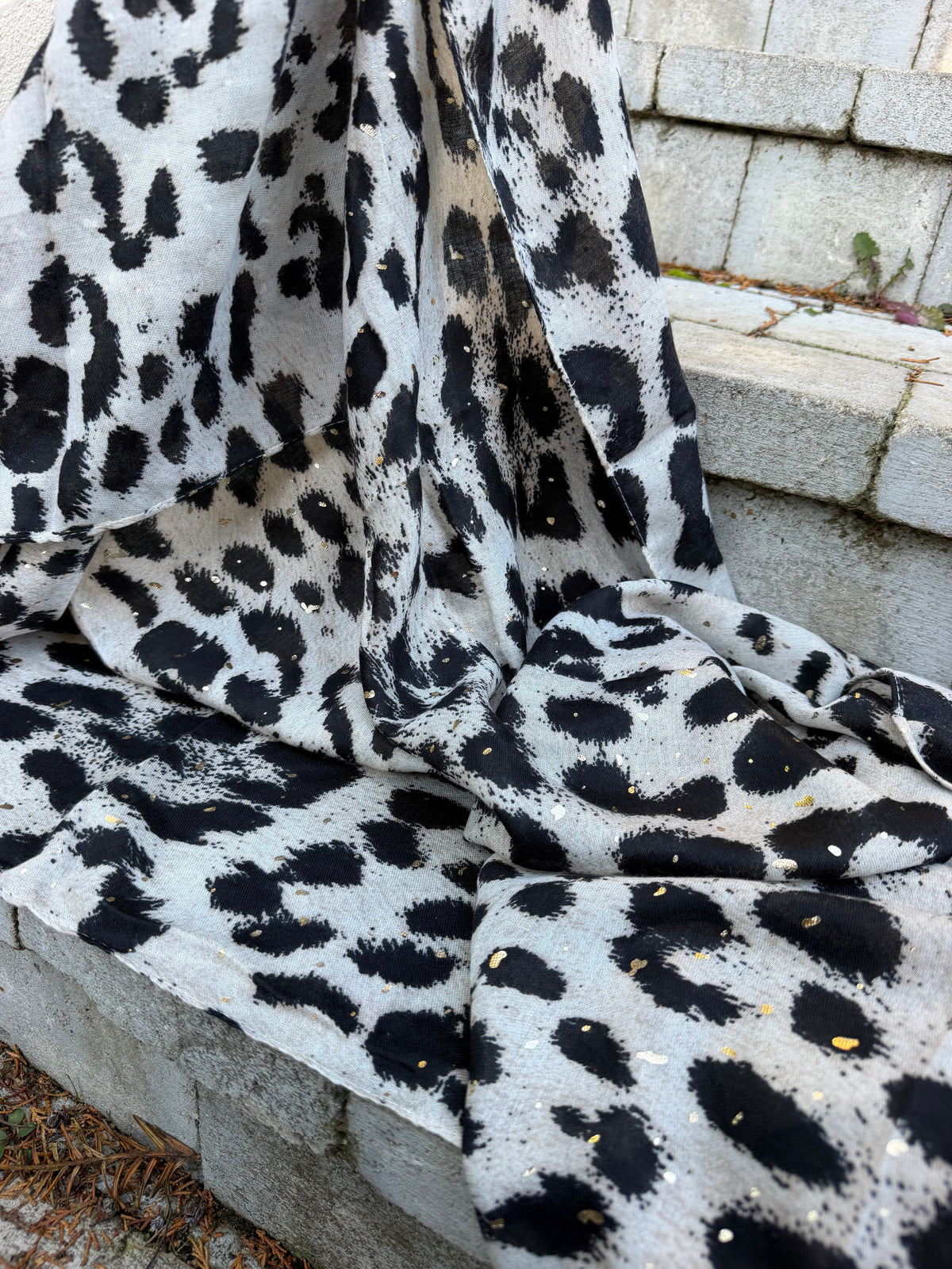 Foulard Léopard Blanc et Noir