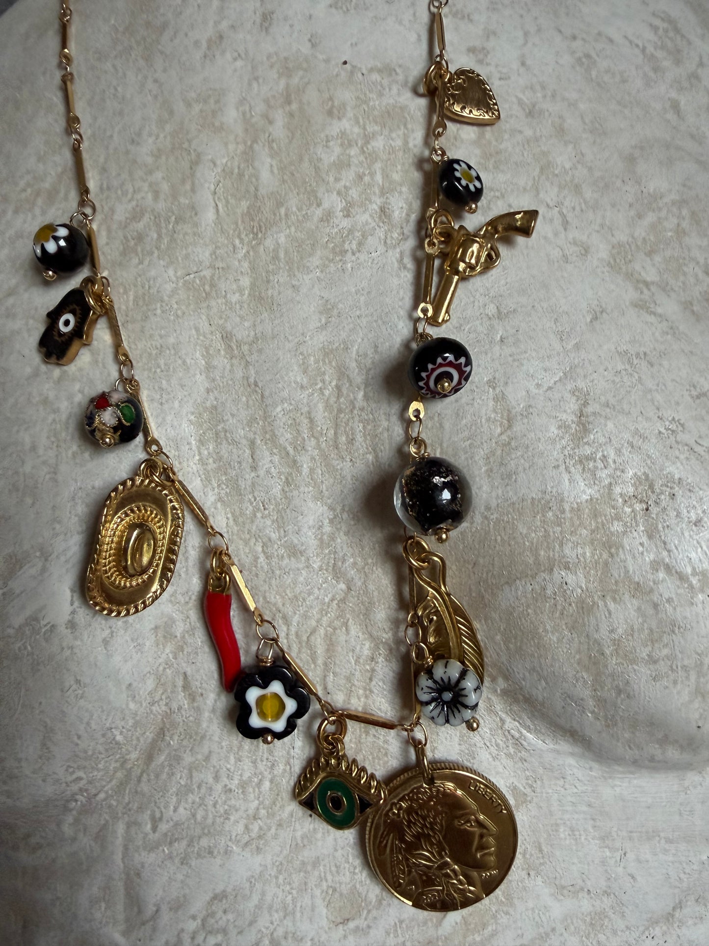 Collier Breloques Multiples