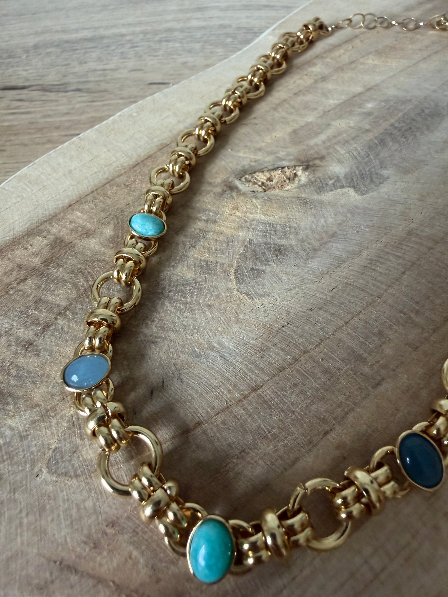 Collier Azul