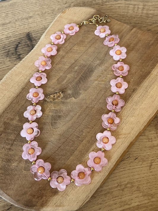 Collier marguerite rose