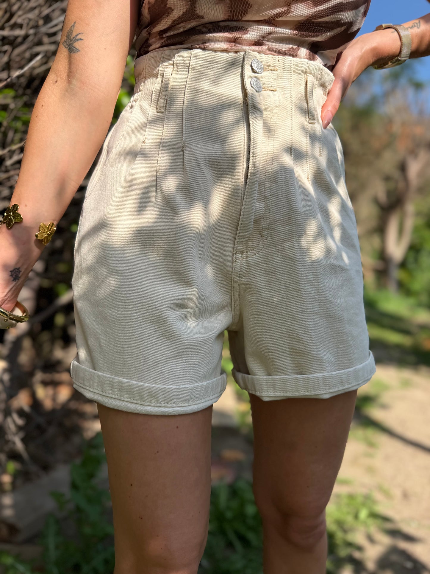 Short Slouchy Écru