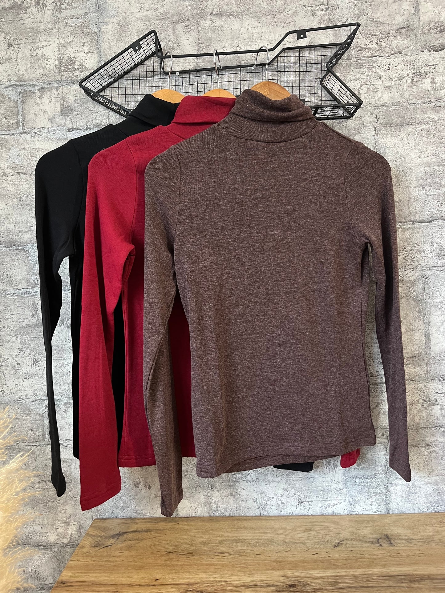 Pull Fin Basic Col Roulé