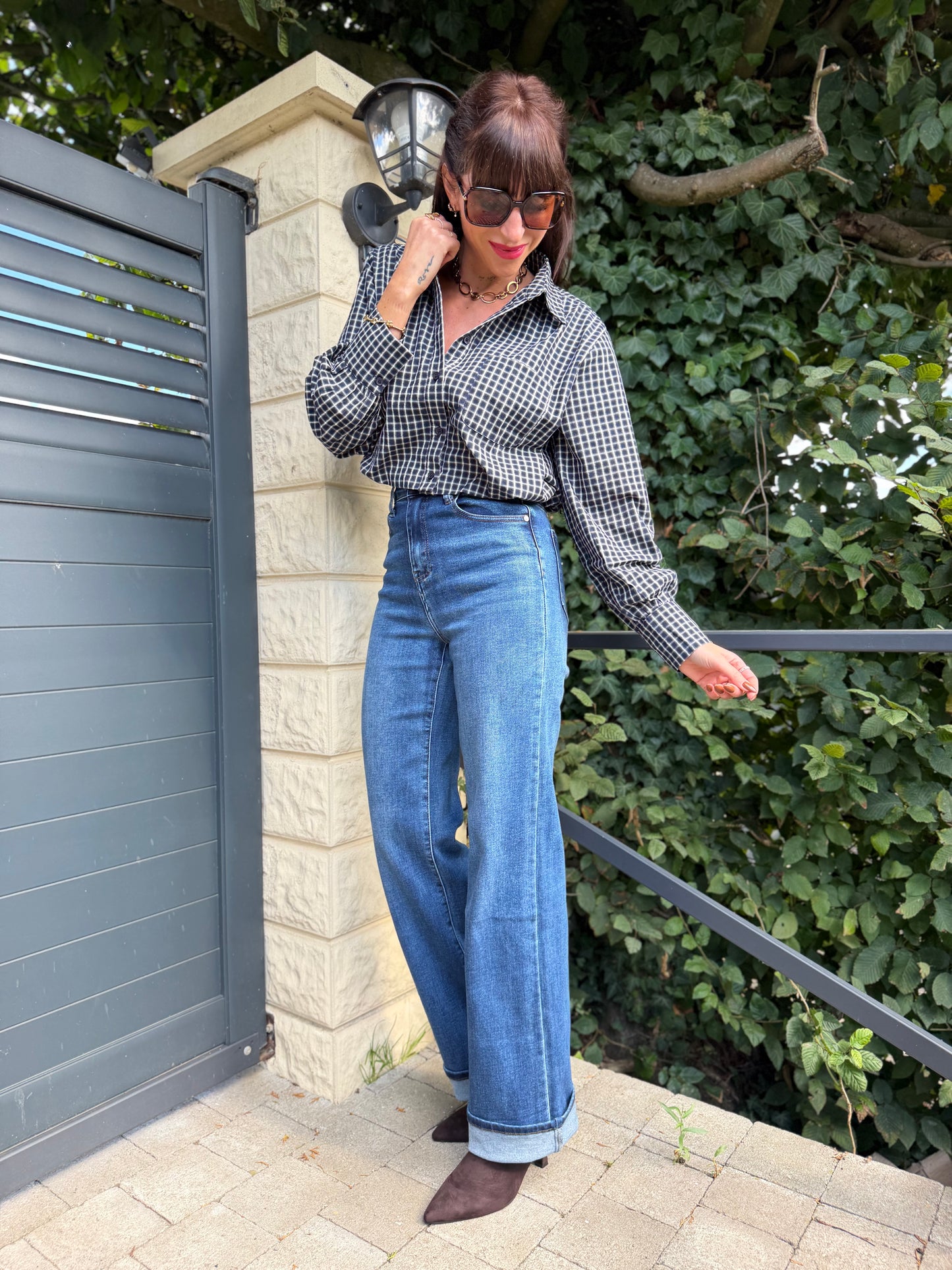 Jean’s Extra Long Stone