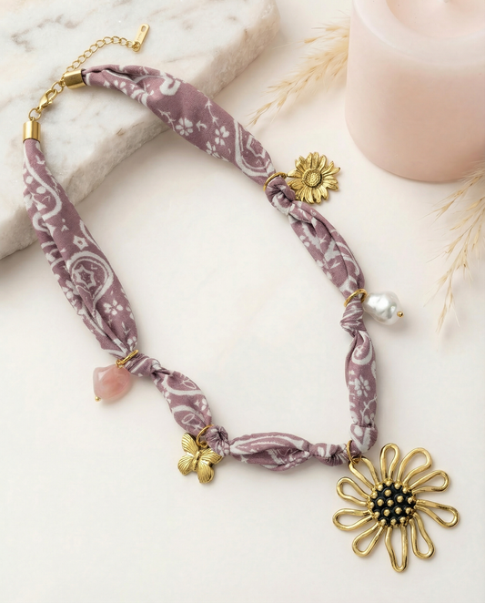 Collier Lilas