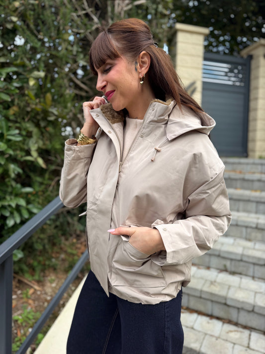 Manteau Court Capuche Ecru