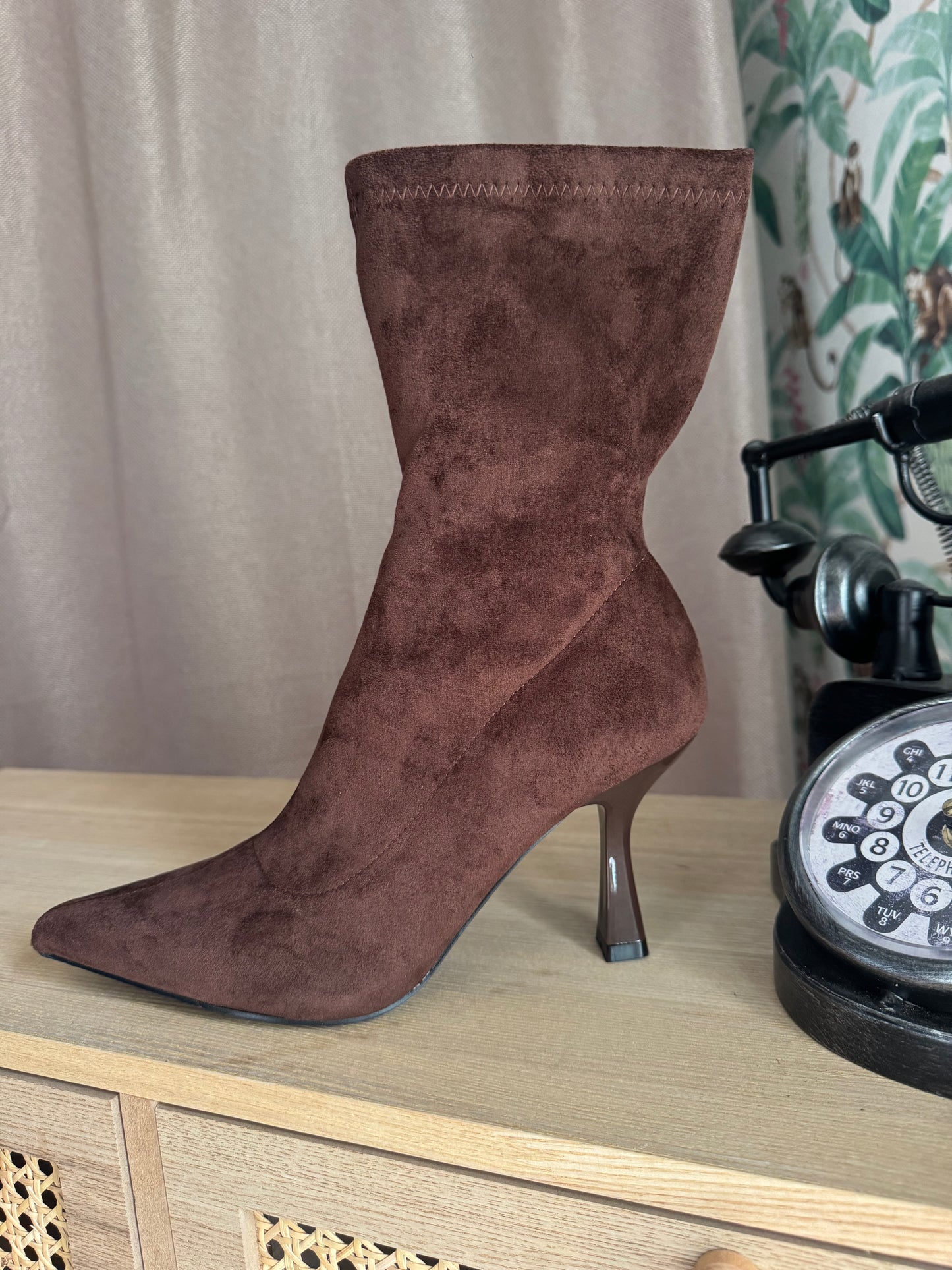 Boots Choky New