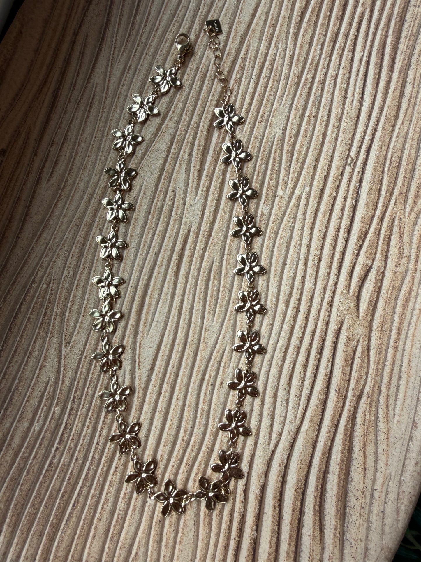Collier Fleurs Doré