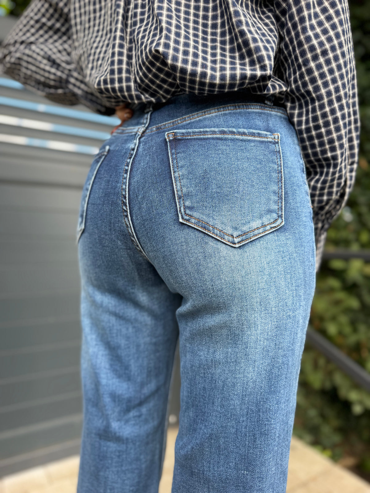 Jean’s Extra Long Stone