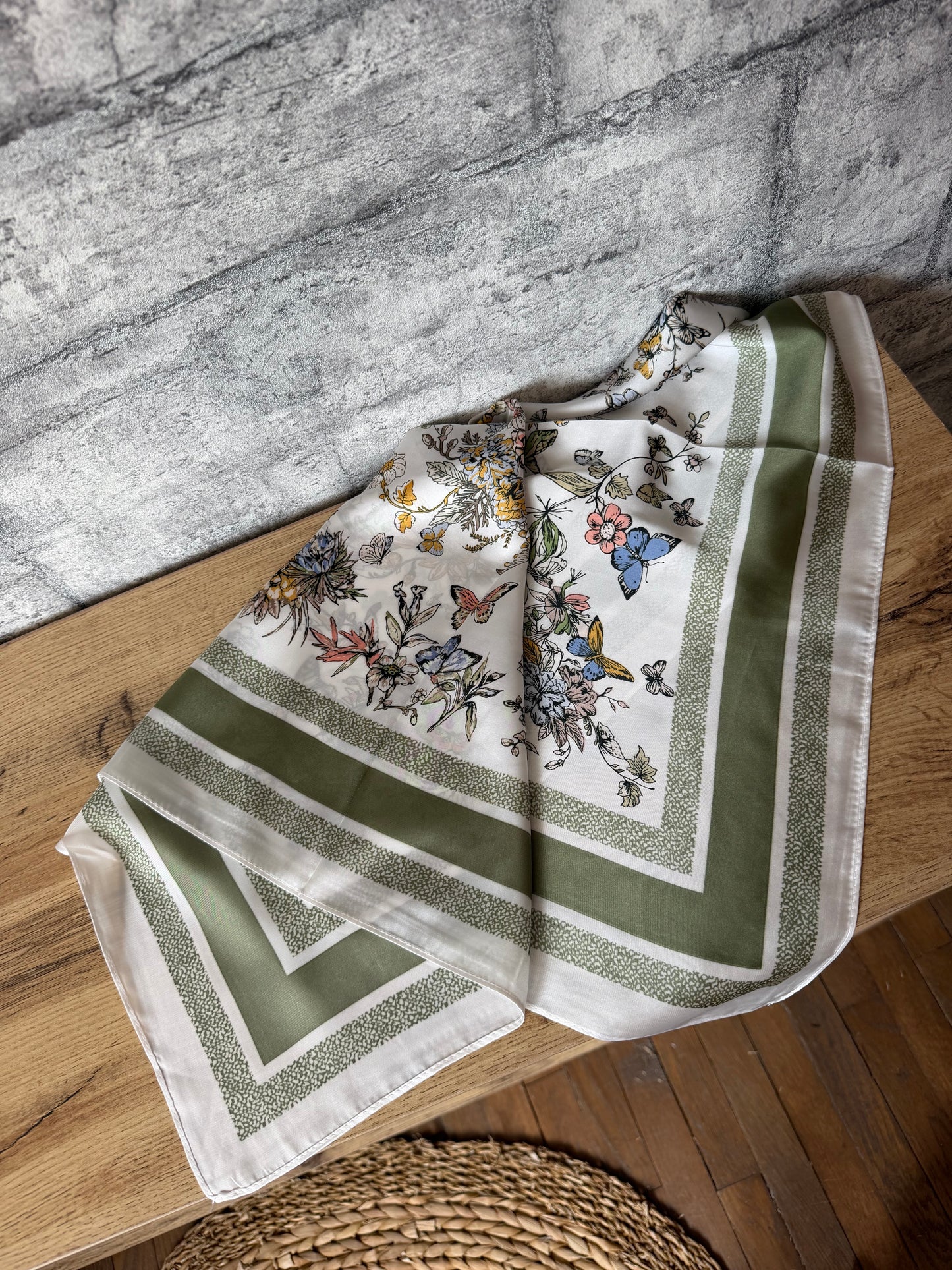 Foulard Fleurs Kaki