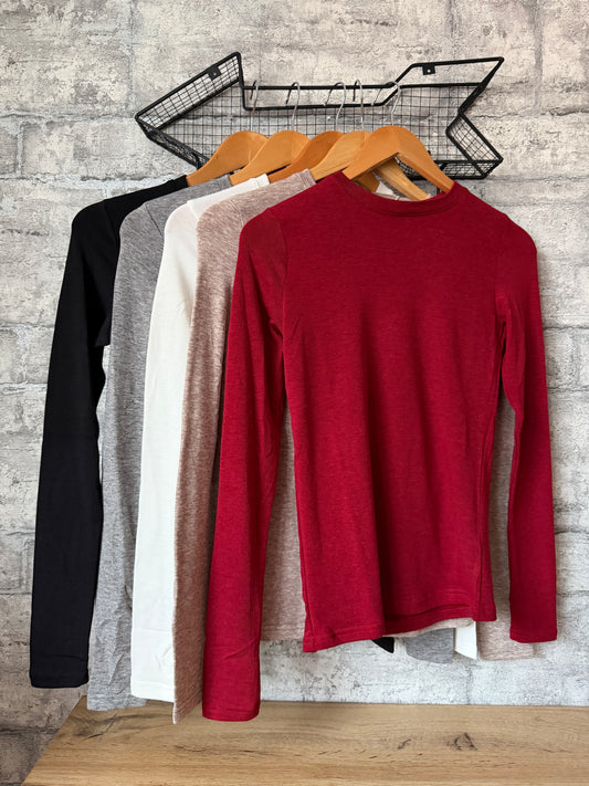 Pull Fin Basic Col Rond