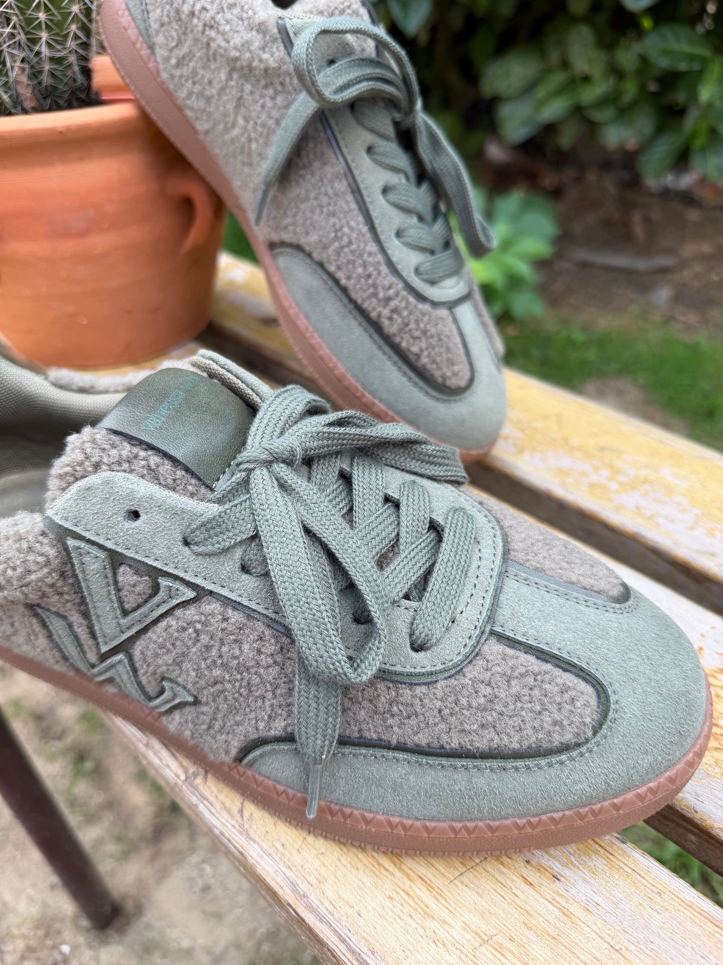 Basket Vanessa Wu AURA Plush Kaki