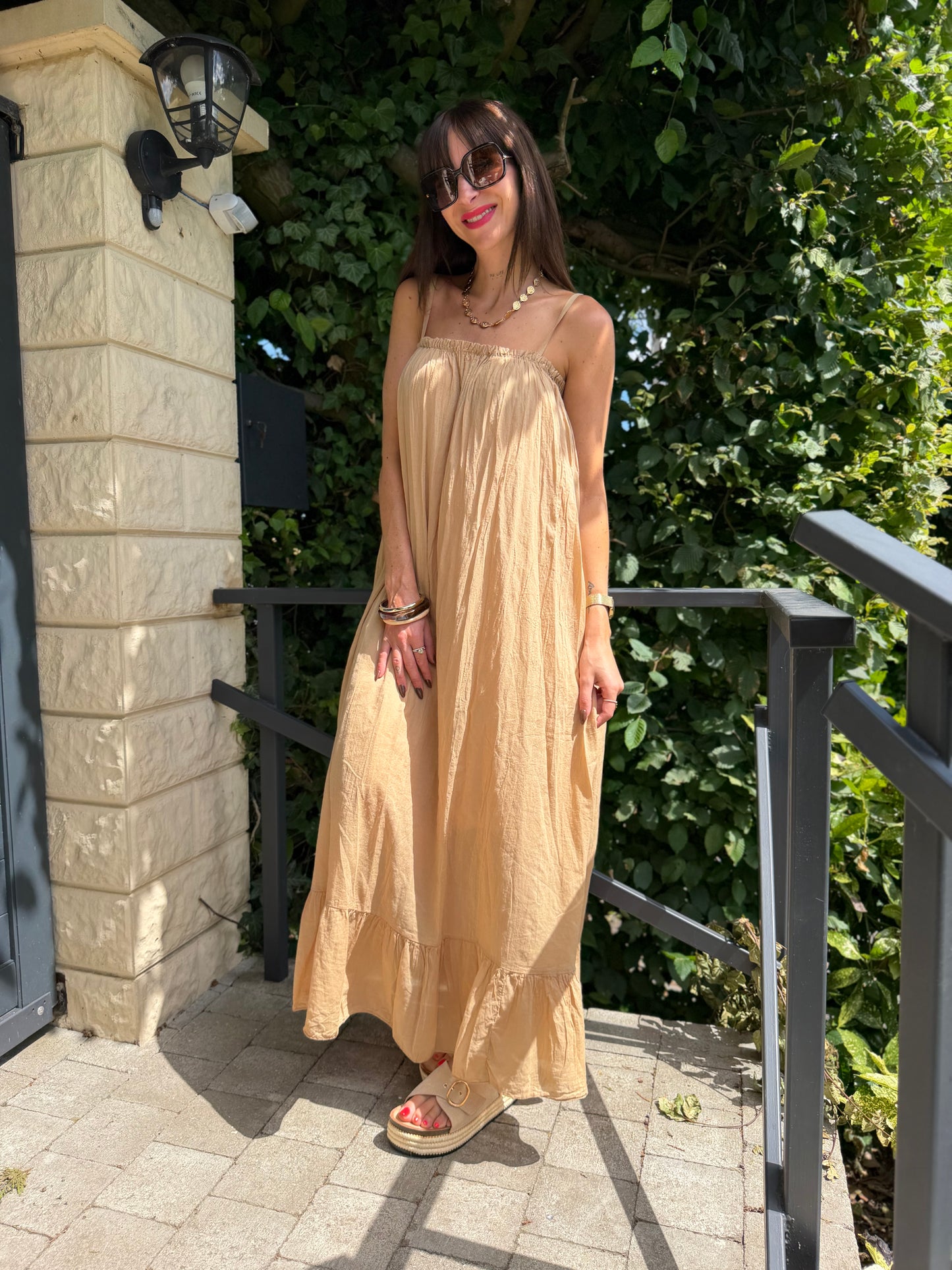 Robe Ample Bretelle Sable