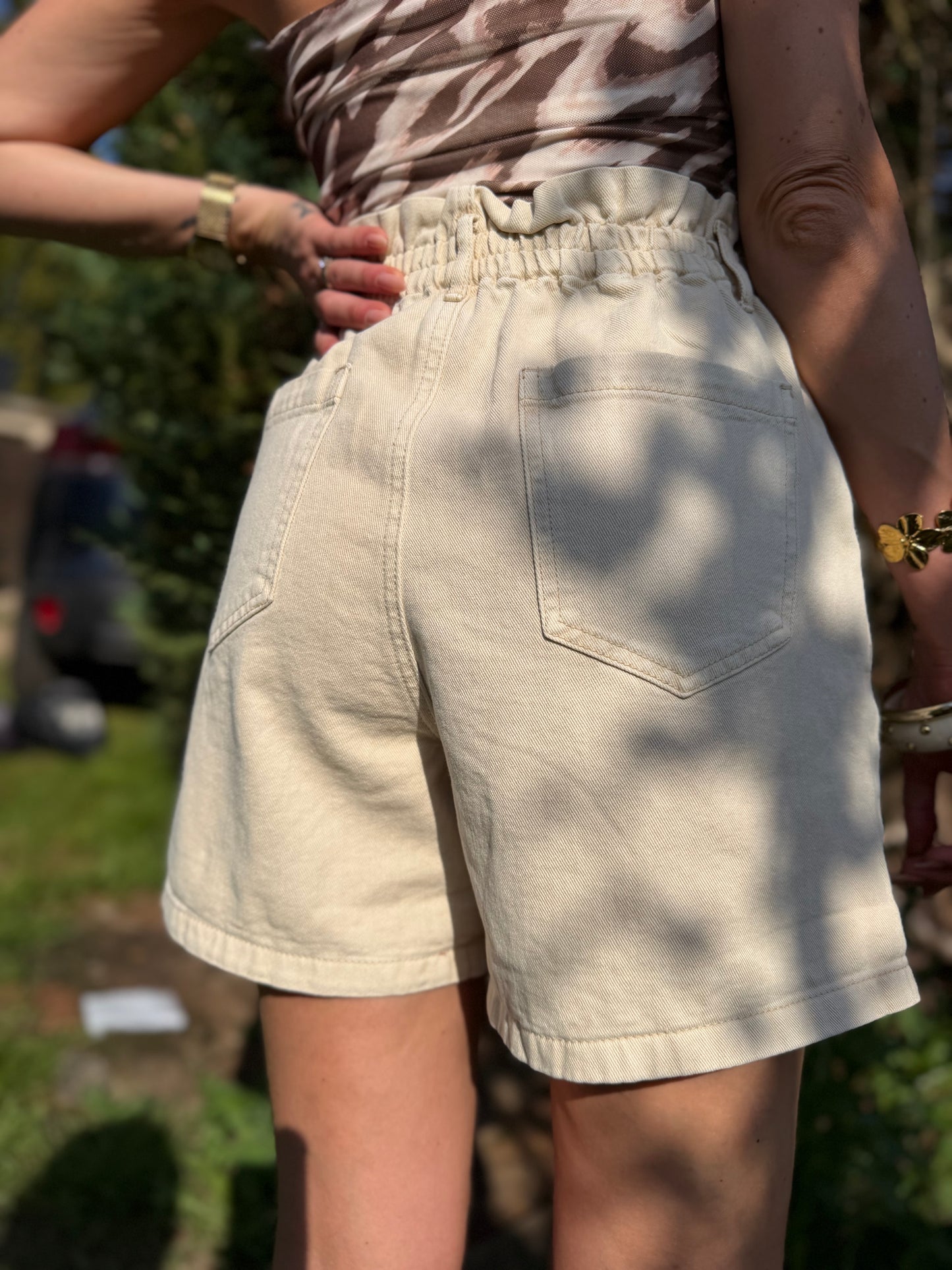 Short Slouchy Écru