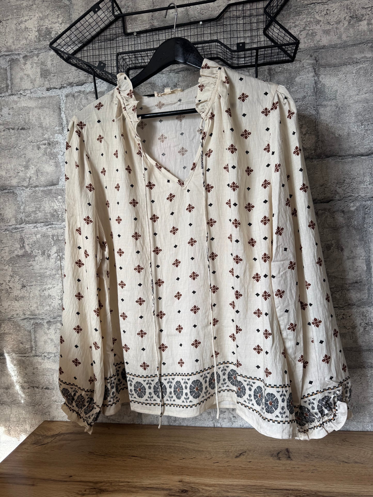 Blouse Crème Pulpeuse