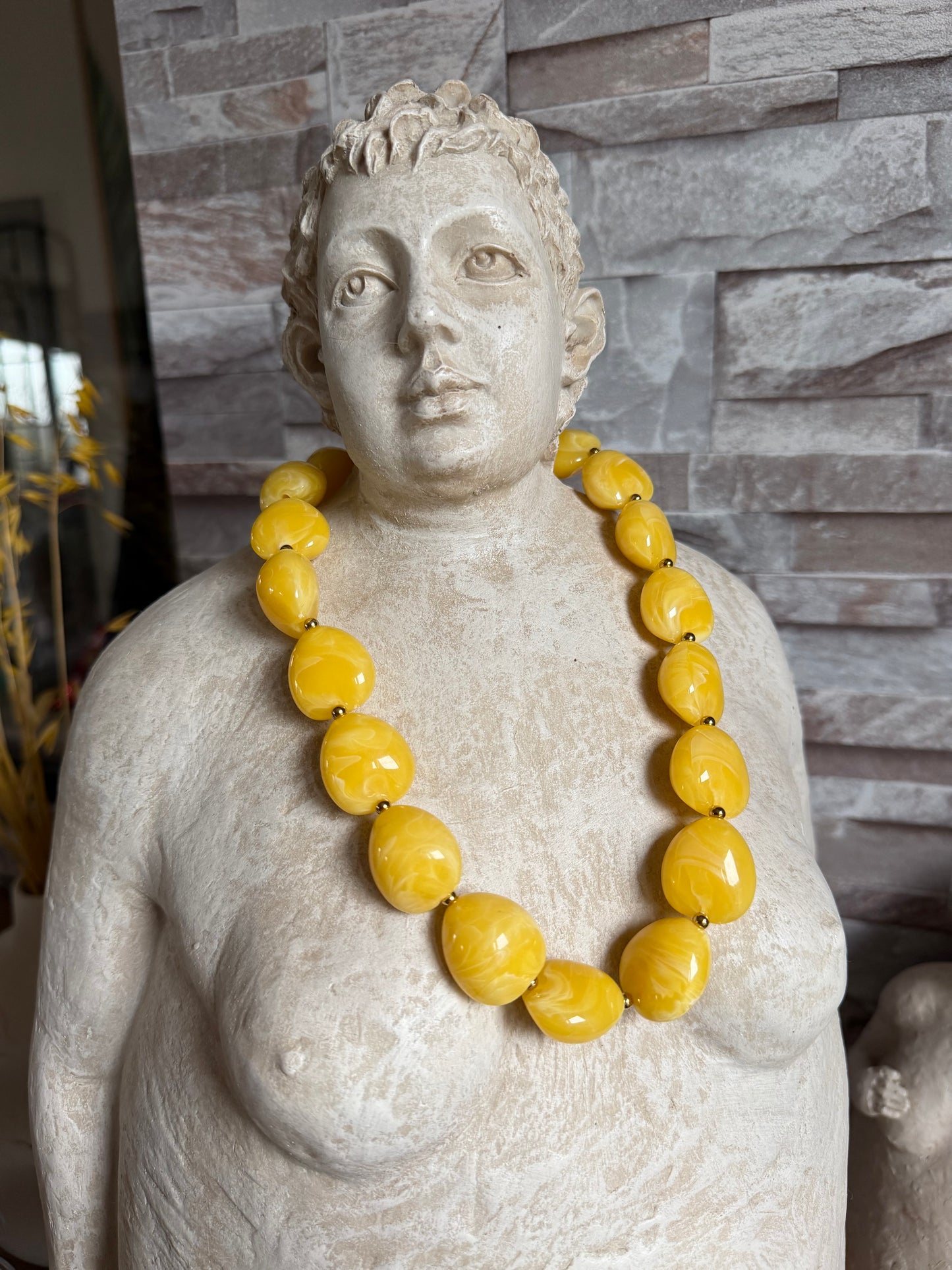 Collier Boule jaune