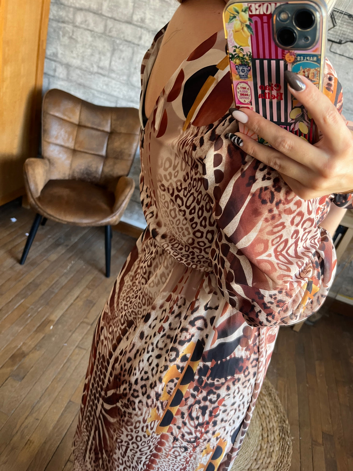 Robe Ava