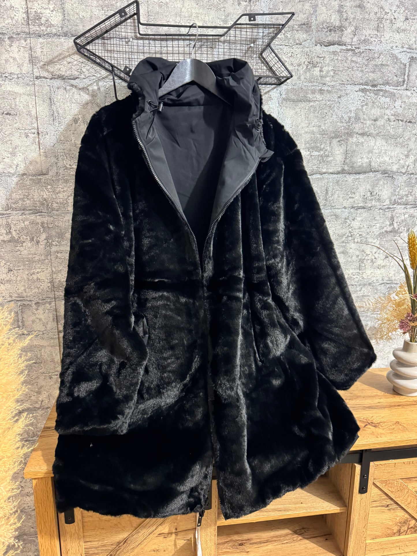 Manteaux Réversible Noir Pulpeuse