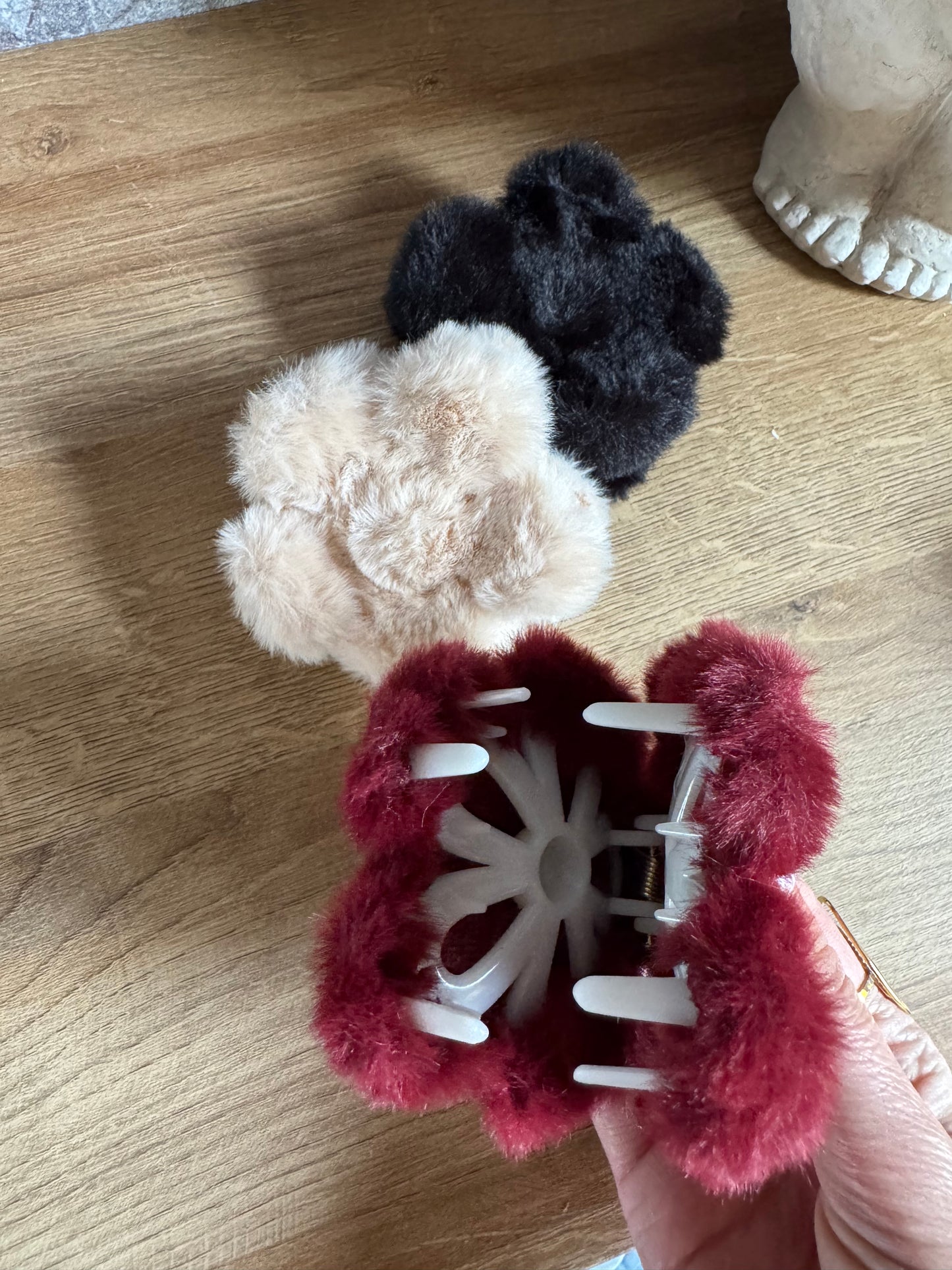 Pince Fourrure Bordeaux
