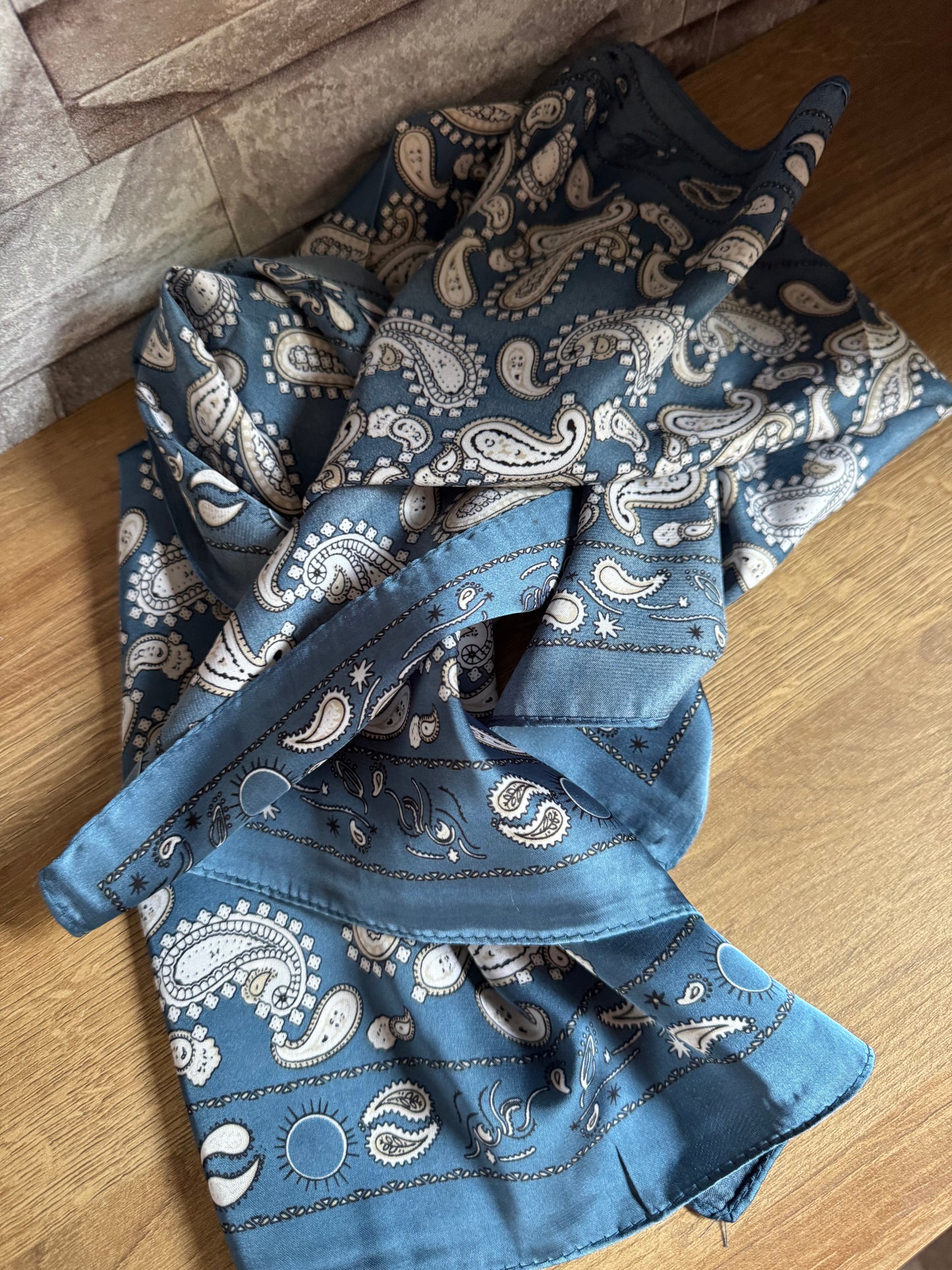 Foulard Carré Bleu