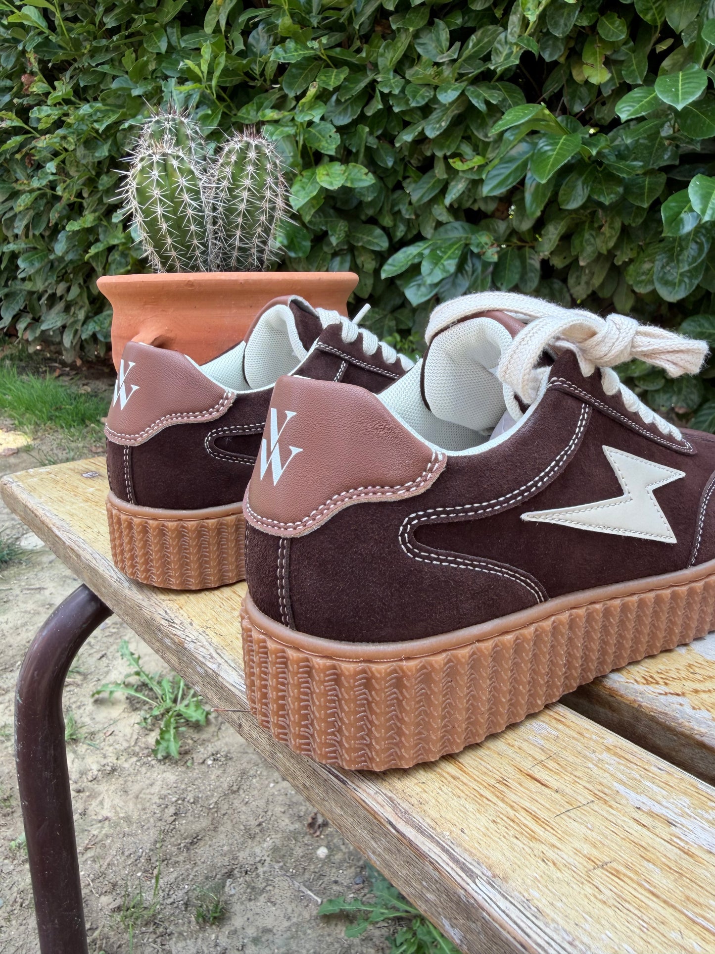 Basket Vanessa Wu MAGGIE Emblem Lace chocolat