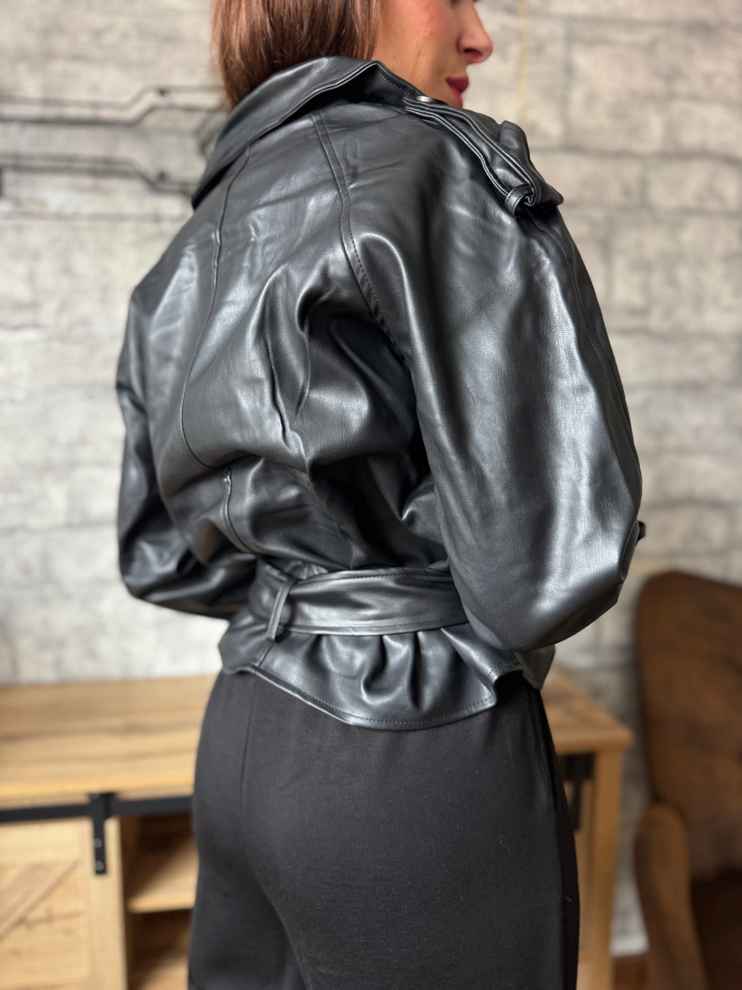 Veste Simili Noir (taille SM)