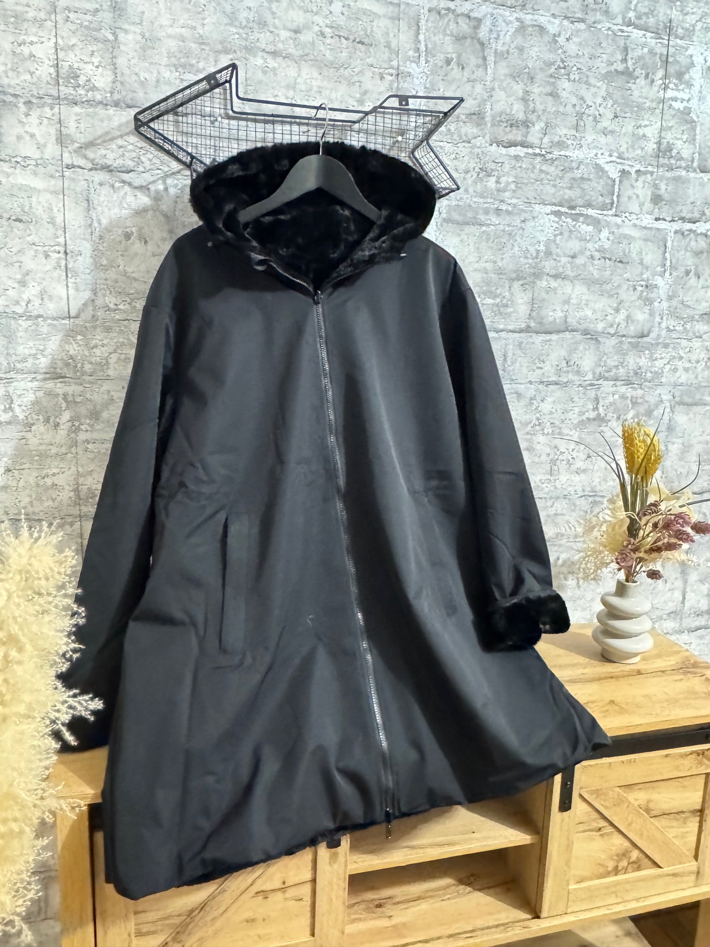 Manteaux Réversible Noir Pulpeuse