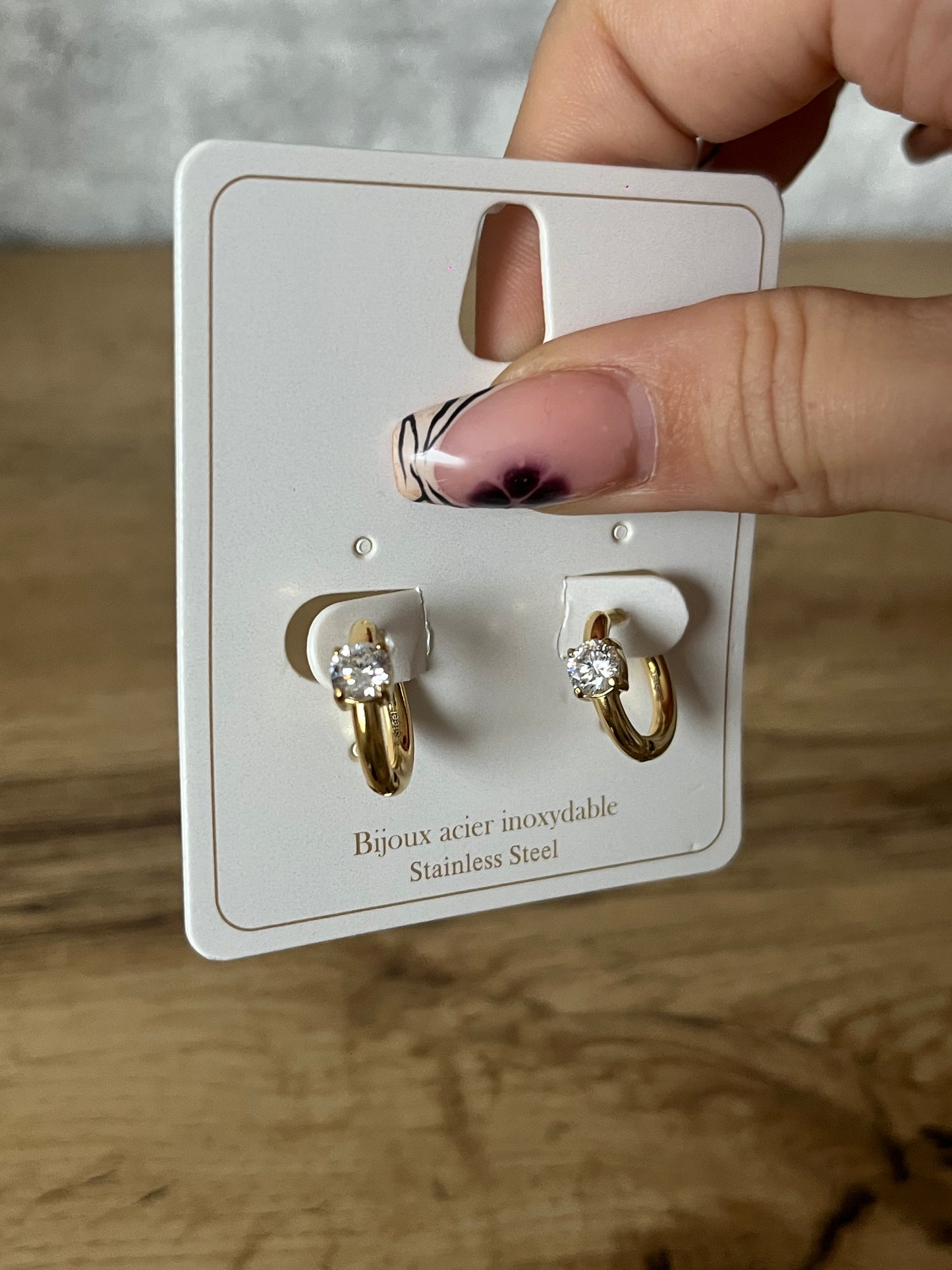 Boucle d’oreille Carré