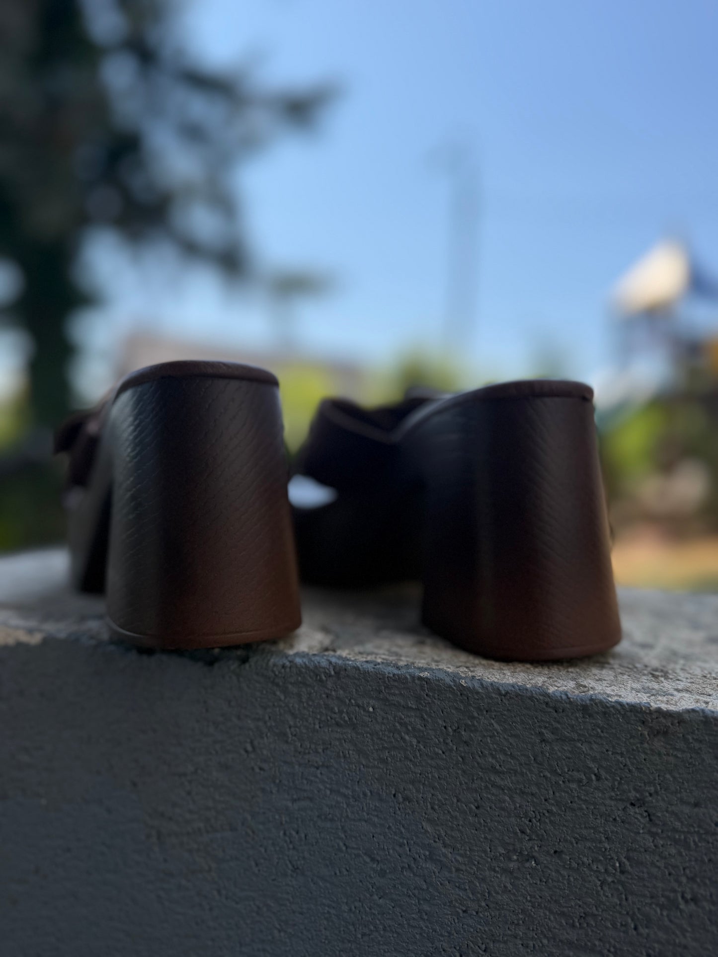 Mule sabot chocolat ￼