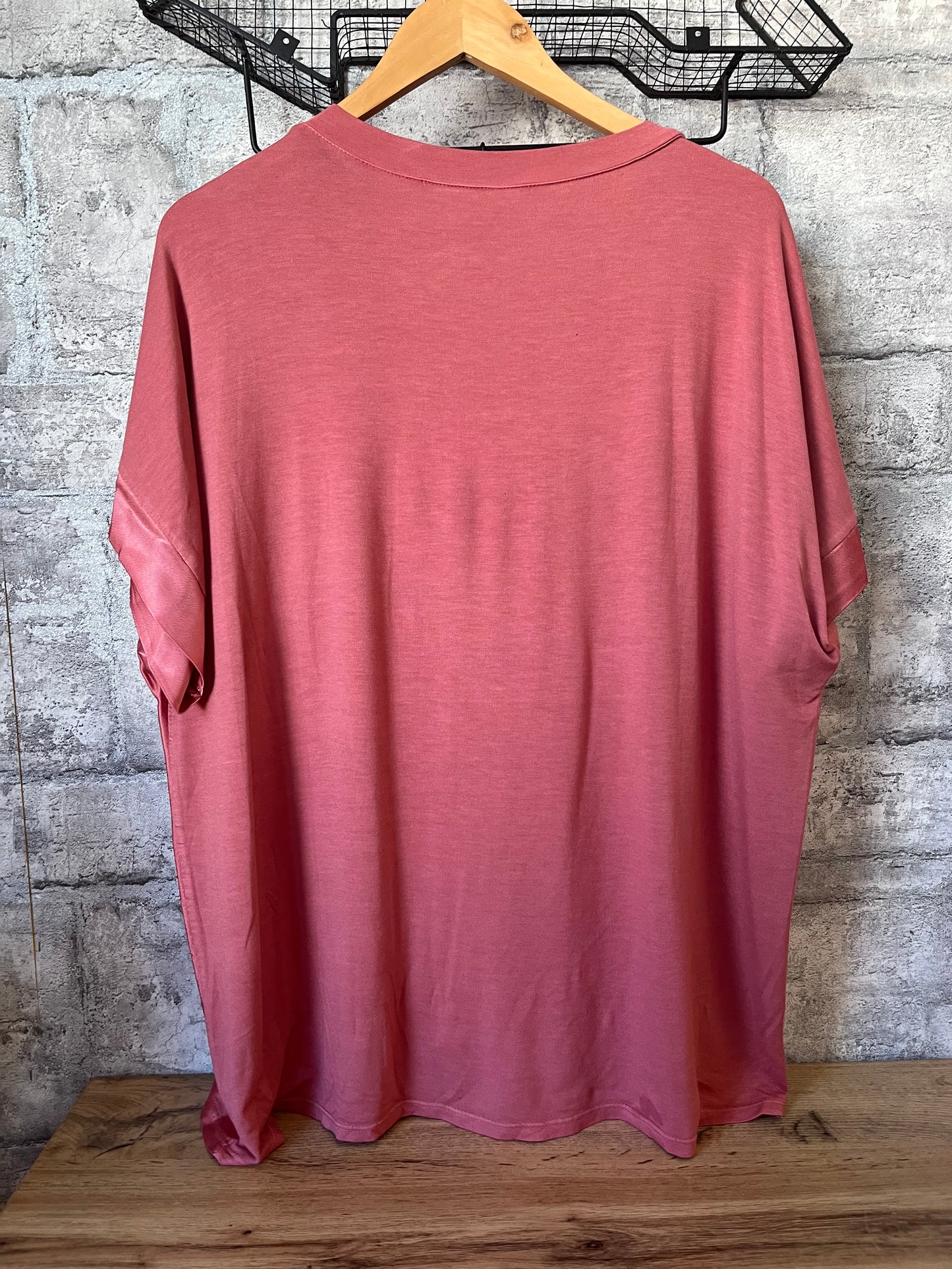 T-Shirt Satiné Col V